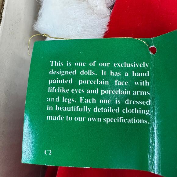 House Of Lloyd 1992 Christmas Around the World Alexandria Porcelain Doll Vintage - Picture 3 of 11